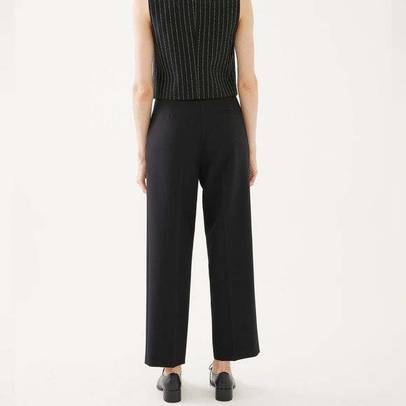 Anthropologie stretch tailored pants with pleats and wide straight leg. Size 4 - Picture 2 of 6
